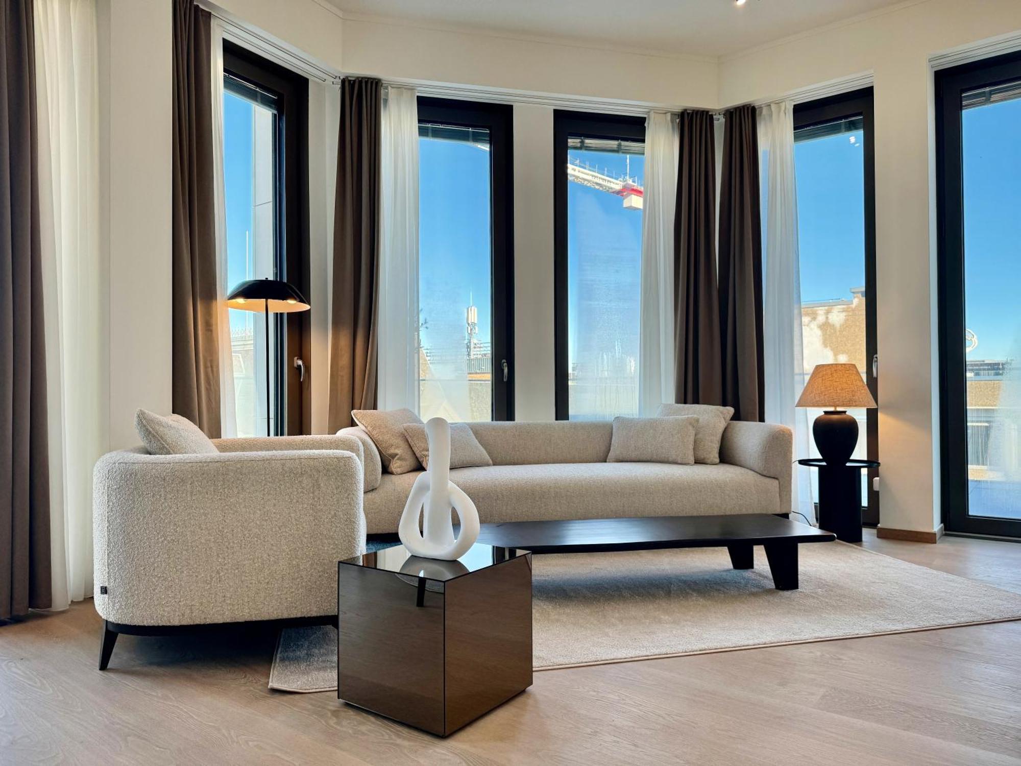 Voya Residence Zenit Royal - Luxury Apart Hotel Rooftop Views & Concierge Люксембург Экстерьер фото